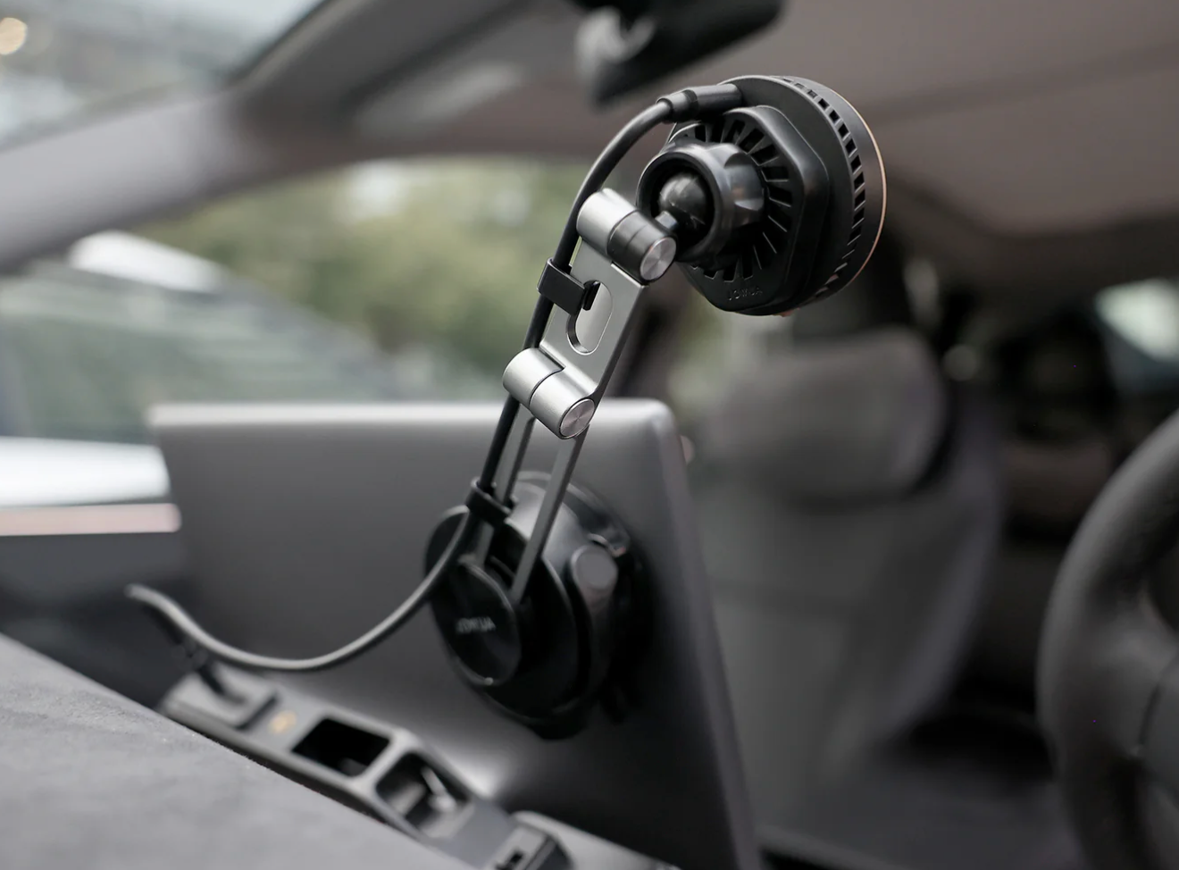 JOWUA 6D 액티브 쿨링 인비저블 거치대 (Qi2·MagSafe)