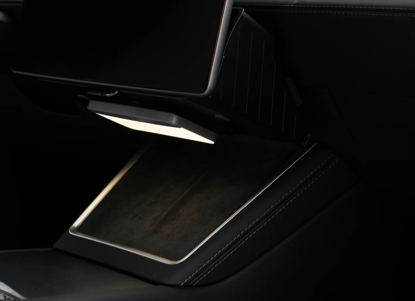 JOWUA 모니터 하단 인비저블 수납함